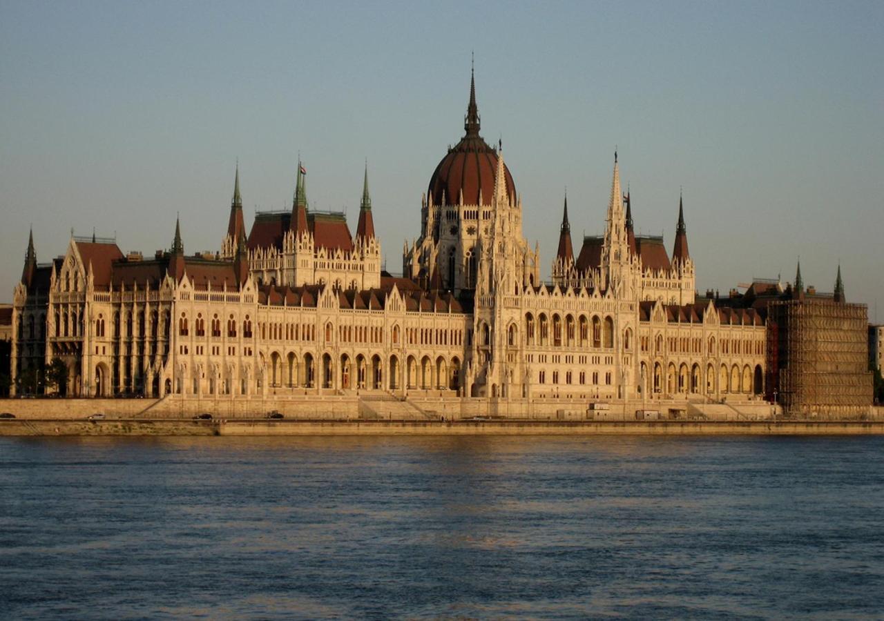 Casalara-Cozy Nest Near Buda Castle Budapest Eksteriør billede